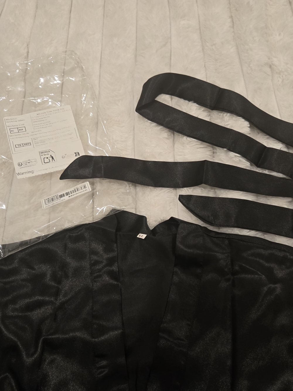 Set Of 5 , Black Satin Robes with Gold "Bridesmaid" and "Maid of Honor" Script - Picture 7 of 12